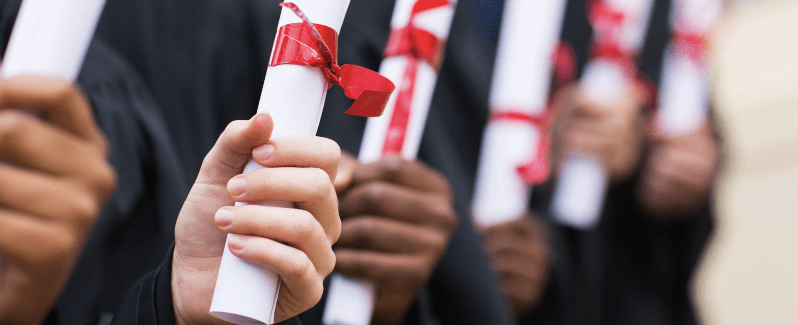 What Qualifications do I need to be an Airline Pilot? FDF