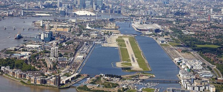 View of approach runway 27 London City Airport