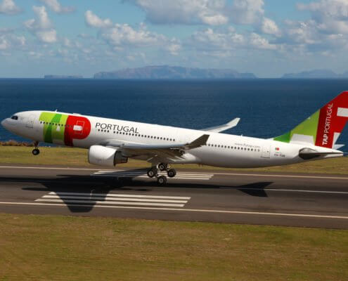 TAP A330 Aircraft landing