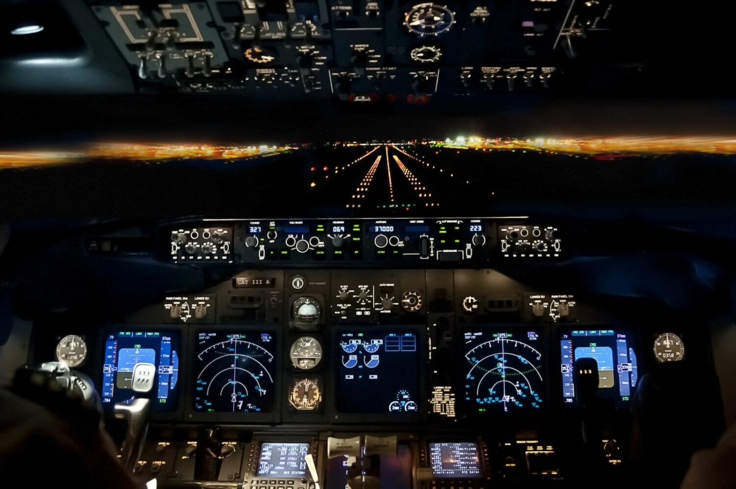 Night Landing In Los Angeles Cockpit View