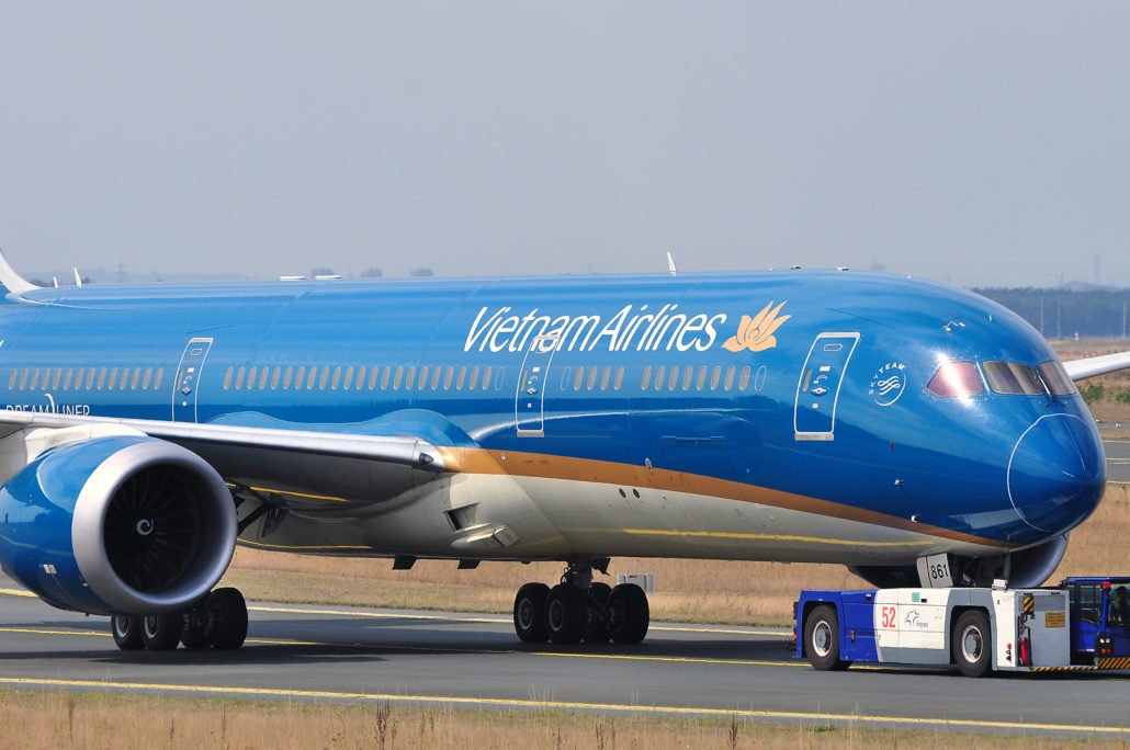 Vietnam Airlines B787 Vietnam Airlines Pilot Recruitment