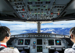 Ask a commercial airline pilot a question