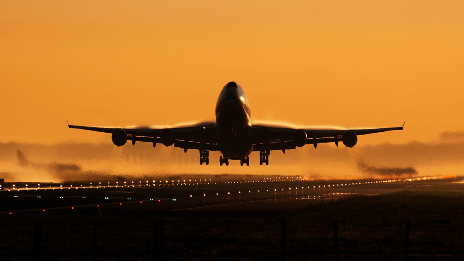 How Much Fuel does the Jumbo Jet Burn? 