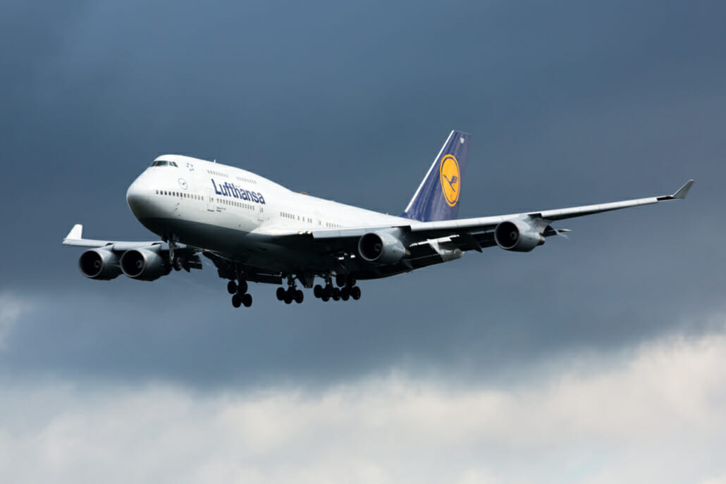 A description of a typical day for a long haul pilot flying from London to Las Vegas