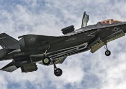 An F35 reversing in flight