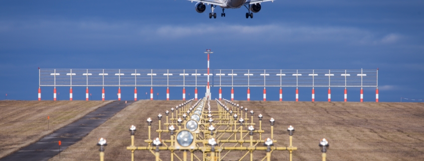 A looks at base training for commercial airline pilots.